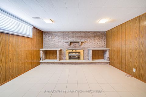 Photo 33 at 85 Downsview Avenue, CFB, Toronto