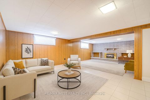 Photo 36 at 85 Downsview Avenue, CFB, Toronto