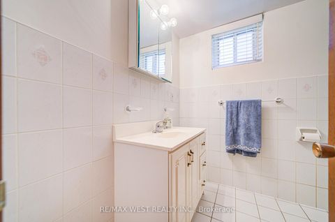 Photo 38 at 85 Downsview Avenue, CFB, Toronto