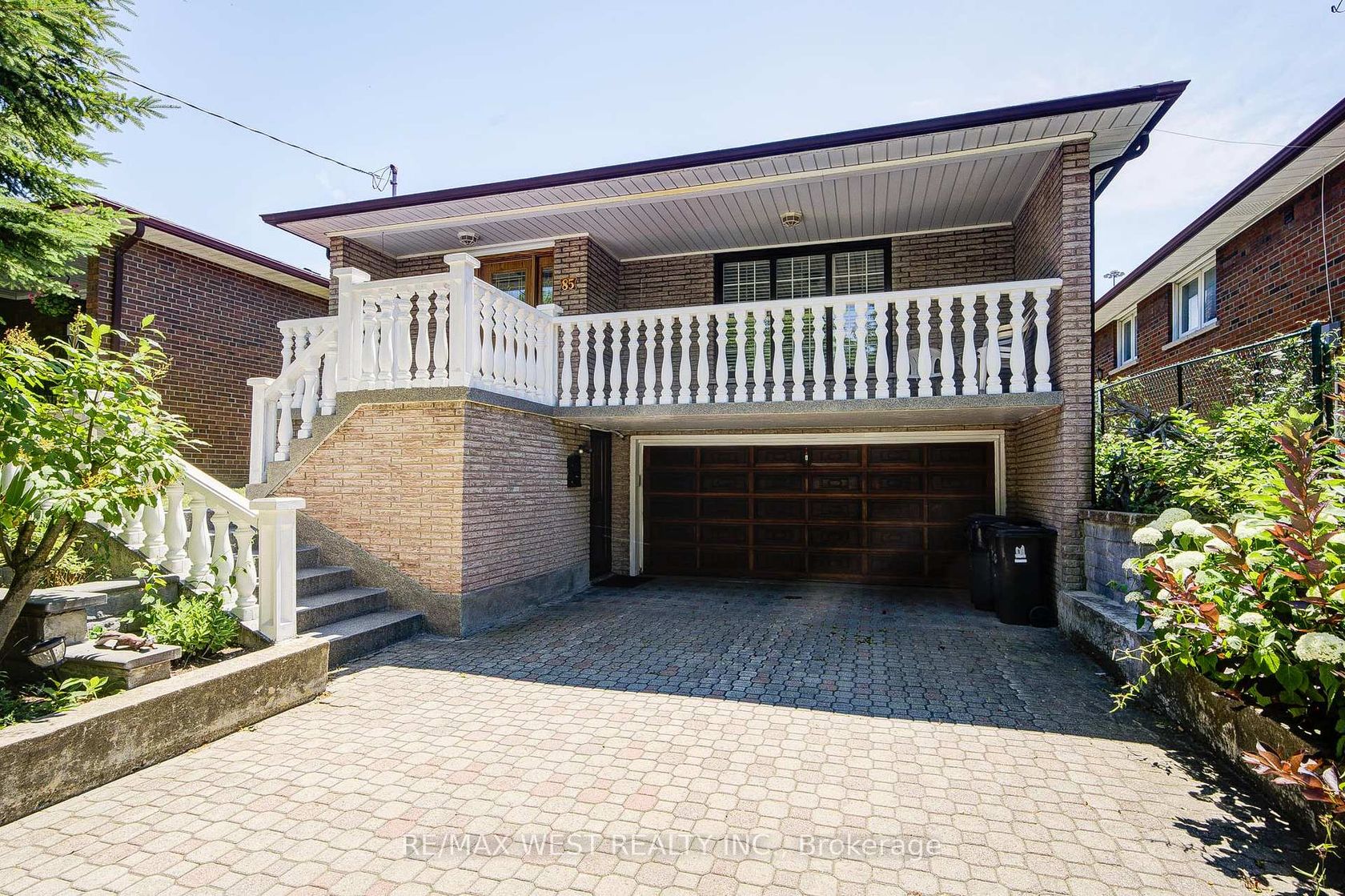 85 Downsview Avenue, CFB, Toronto 