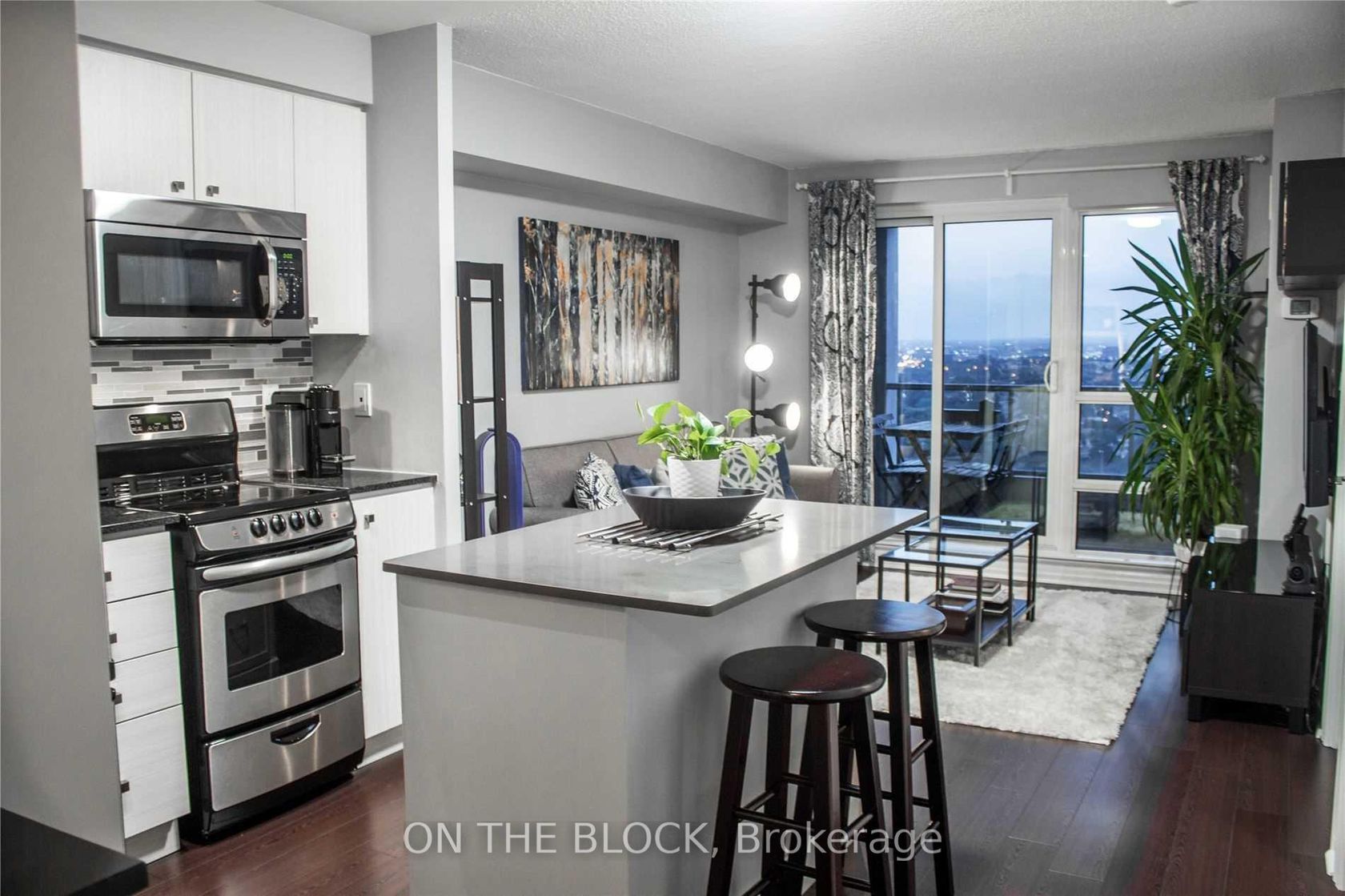 2306 - 2015 Sheppard Avenue E, Henry Farm, Toronto 