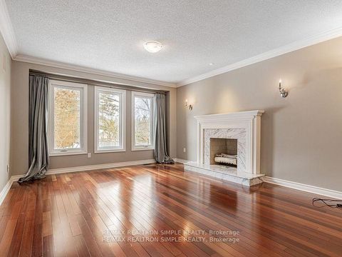 Photo 5 at 90 Treegrove Circle, Hills of St Andrew, Aurora