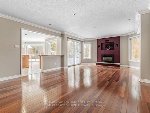 Photo 11 at 90 Treegrove Circle, Hills of St Andrew, Aurora