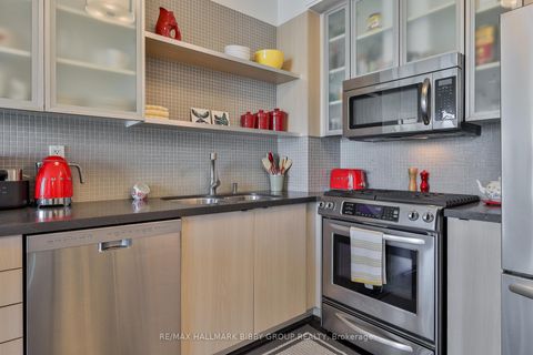 Photo 9 at 2204 - 33 Lombard Street, Yonge Corridor, Toronto