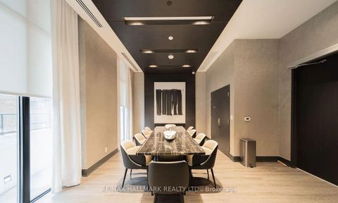 Photo 1 at 904 - 609 Avenue Road, St. Clair, Toronto