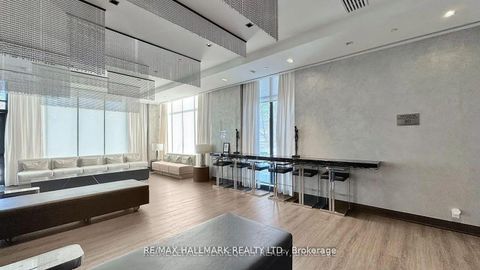 Photo 3 at 904 - 609 Avenue Road, St. Clair, Toronto