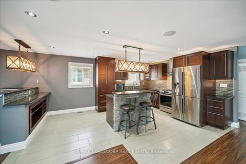 Photo 9 at 77 Crayford Drive, Steeles, Toronto