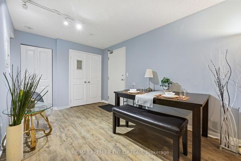 Photo 13 at 407 - 11 St Joseph Street, Bay Street Corridor, Toronto