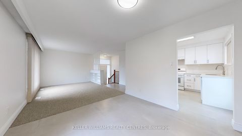 Photo 6 at 14 Algonquin Crescent, Aurora Heights, Aurora