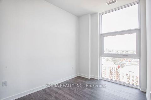 Photo 13 at PH04 - 75 Oneida Crescent, Langstaff, Richmond Hill