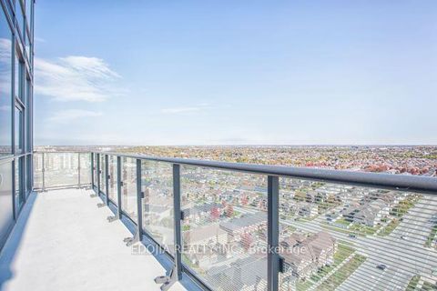 Photo 21 at PH04 - 75 Oneida Crescent, Langstaff, Richmond Hill