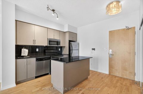 Photo 7 at 3302 - 55 Bremner Boulevard, Waterfront Communities C1, Toronto