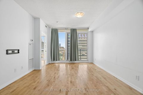 Photo 8 at 3302 - 55 Bremner Boulevard, Waterfront Communities C1, Toronto