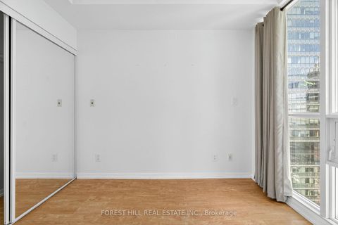 Photo 14 at 3302 - 55 Bremner Boulevard, Waterfront Communities C1, Toronto