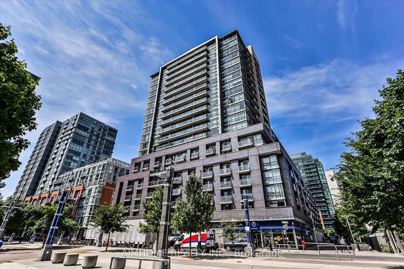 625 - 68 Abell Street, Little Portugal, Toronto 