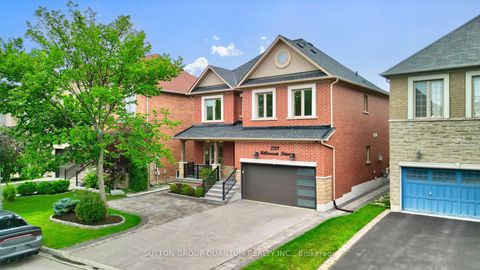 Photo 1 at 2201 Hillmount Drive, WM Westmount, Oakville