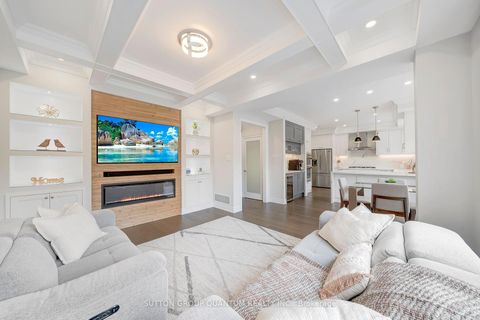 Photo 14 at 2201 Hillmount Drive, WM Westmount, Oakville