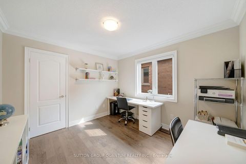 Photo 25 at 2201 Hillmount Drive, WM Westmount, Oakville