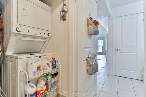Photo 14 at 22 - 2335 Sheppard Avenue W, Pelmo Park W5, Toronto