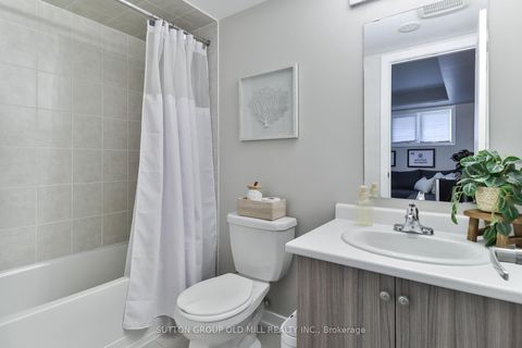 Photo 24 at 22 - 2335 Sheppard Avenue W, Pelmo Park W5, Toronto
