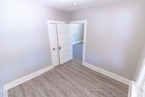 Photo 14 at 85 High Street E, Sutton & Jackson's Point, Georgina