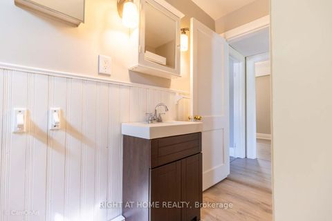 Photo 24 at 85 High Street E, Sutton & Jackson's Point, Georgina