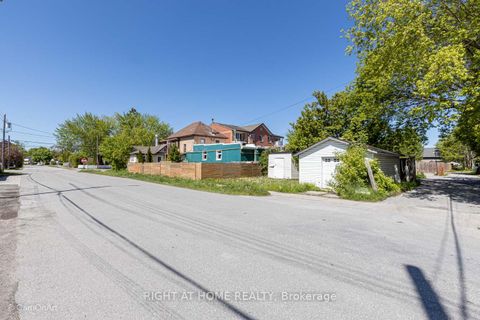 Photo 30 at 85 High Street E, Sutton & Jackson's Point, Georgina