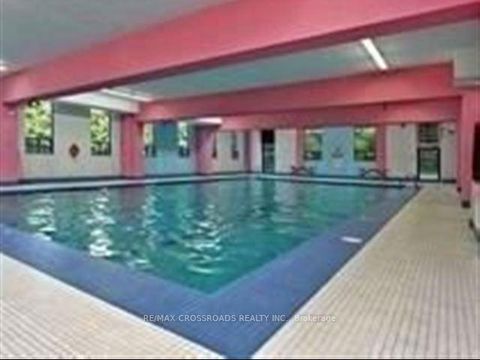 Photo 15 at 114 - 5 Shady Golf Golfway, Flemingdon Park, Toronto