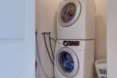Photo 20 at 512 - 10 Gateway Boulevard, Flemingdon Park, Toronto