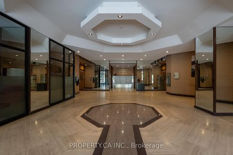 Photo 23 at 512 - 10 Gateway Boulevard, Flemingdon Park, Toronto