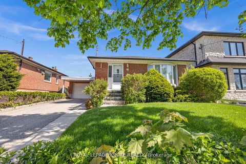 Photo 1 at 24 Beran Drive, Woburn, Toronto