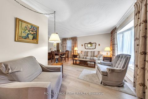 Photo 3 at 24 Beran Drive, Woburn, Toronto