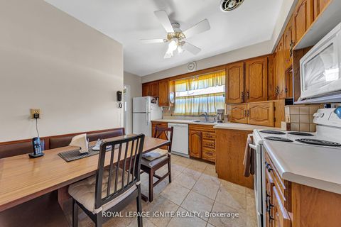Photo 10 at 24 Beran Drive, Woburn, Toronto