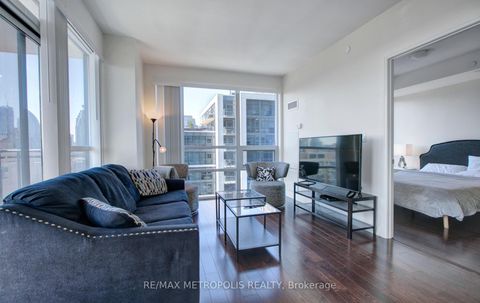 Photo 3 at 2015 - 460 Adelaide Street E, Moss Park, Toronto