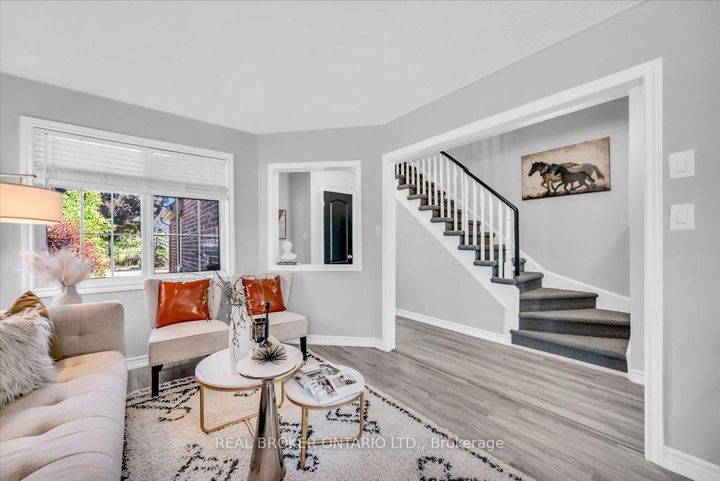 Photo 10 at 543 Heddle Crescent, Wyndham, Newmarket