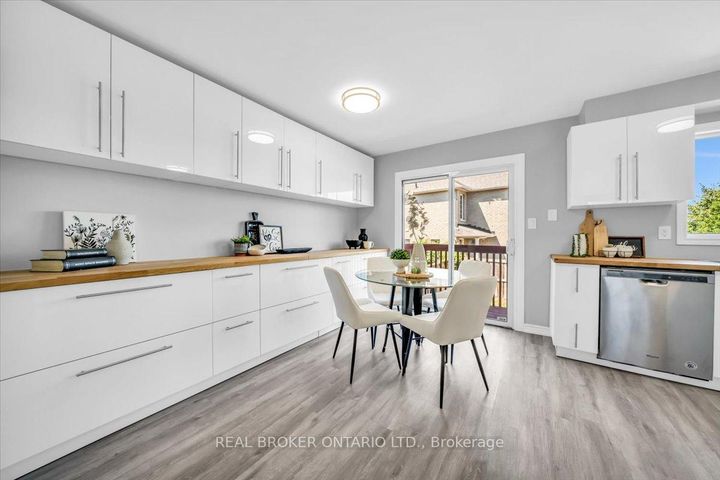 Photo 13 at 543 Heddle Crescent, Wyndham, Newmarket