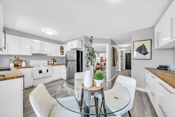 Photo 16 at 543 Heddle Crescent, Wyndham, Newmarket