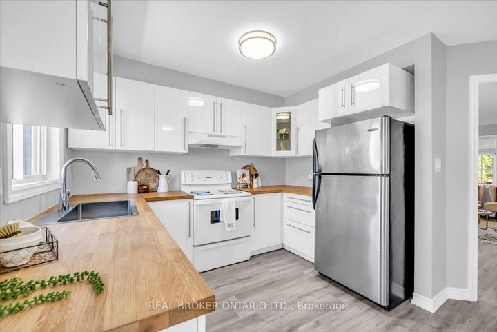 Photo 17 at 543 Heddle Crescent, Wyndham, Newmarket