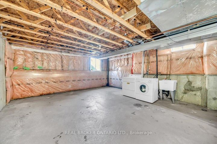 Photo 36 at 543 Heddle Crescent, Wyndham, Newmarket