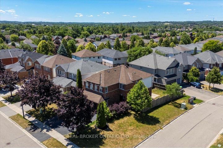 Photo 41 at 543 Heddle Crescent, Wyndham, Newmarket
