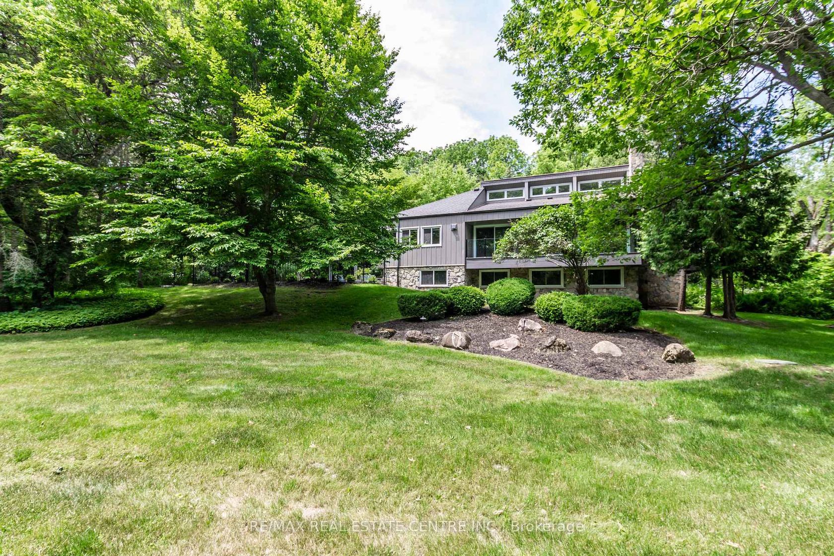 6353 Mcniven Road, Rural Burlington, Burlington 
