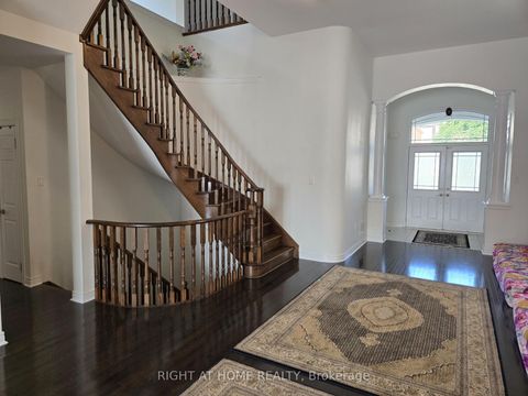 Photo 4 at 93 Oberfrick Avenue, Patterson, Vaughan