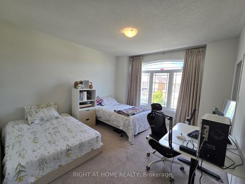 Photo 34 at 93 Oberfrick Avenue, Patterson, Vaughan