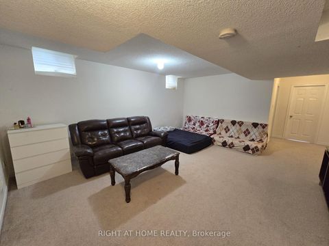 Photo 40 at 93 Oberfrick Avenue, Patterson, Vaughan