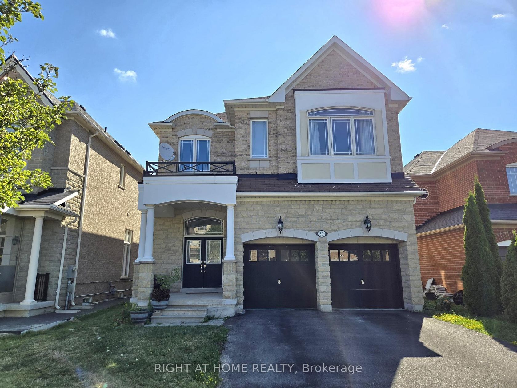 93 Oberfrick Avenue, Patterson, Vaughan by Loree Meneguzzi Real Estate 93 Oberfrick Avenue, Patterson, Vaughan