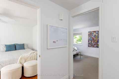 Photo 15 at 60 Doonaree Drive, Donalda, Toronto