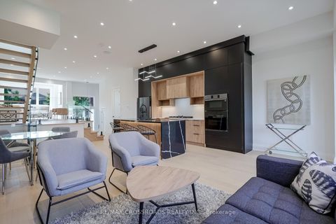 Photo 7 at 106 Park Street, Cliffside, Toronto