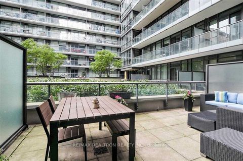 Photo 13 at 214 - 8 Charlotte Street, Waterfront Communities C1, Toronto