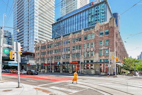 Photo 3 at 2405 - 600 Fleet Street, Niagara, Toronto