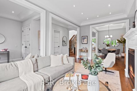 Photo 3 at 76 South Kingsway, Swansea, Toronto